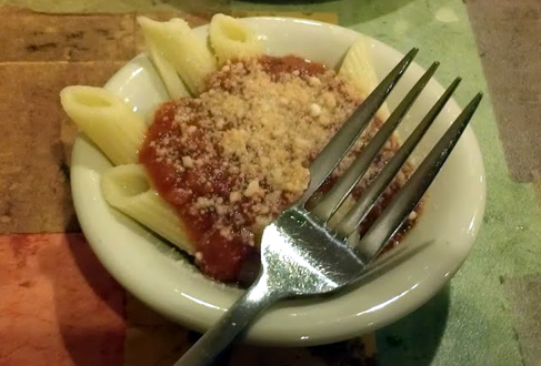 Ricardo’s Restaurant Italian pasta sampler as included with dinners.